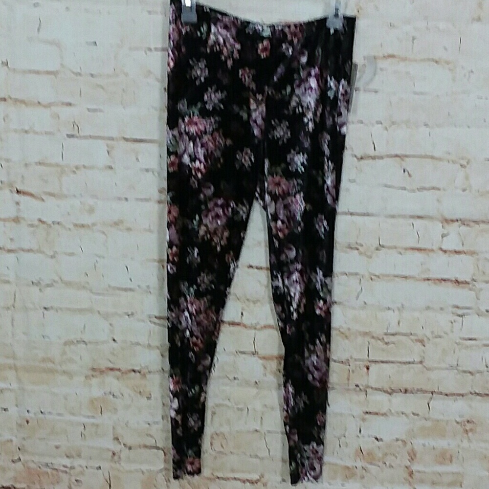 4 for $25💟 No Comment | Floral skinny pant